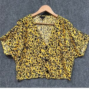 TOPSHOP Women’s Yellow Animal‎ Print V-Neck Button Front SS Cropped Shirt SZ 8